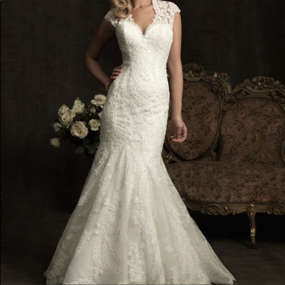 Allure Couture gown size 4